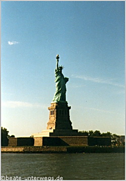 NYC-Freiheitsstatue-LadyLiberty2b