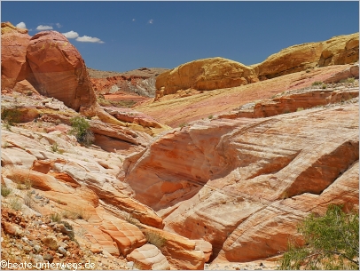 Fahrt durch die Rainbow Vista im Valley of Fire SP