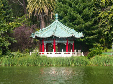 Chinesischer Pavillon im Golden Gate Park, San Francisco, CA