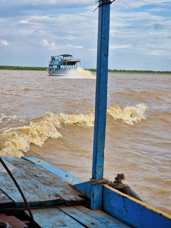 Fahrt auf dem Tonle Sap