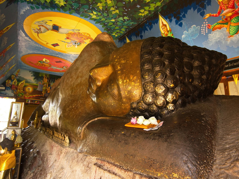 Der Liegende Buddha von Preah Ang Thom
